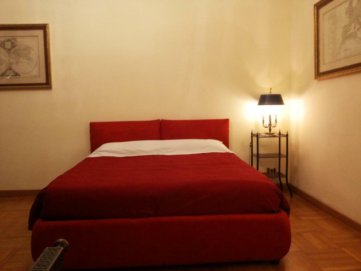 Piazza Duomo Apartment มิลาน ภายนอก รูปภาพ