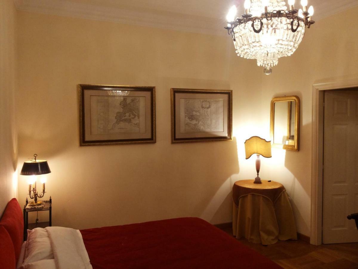 Piazza Duomo Apartment มิลาน ภายนอก รูปภาพ