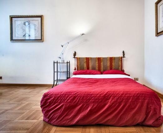 Piazza Duomo Apartment มิลาน ภายนอก รูปภาพ