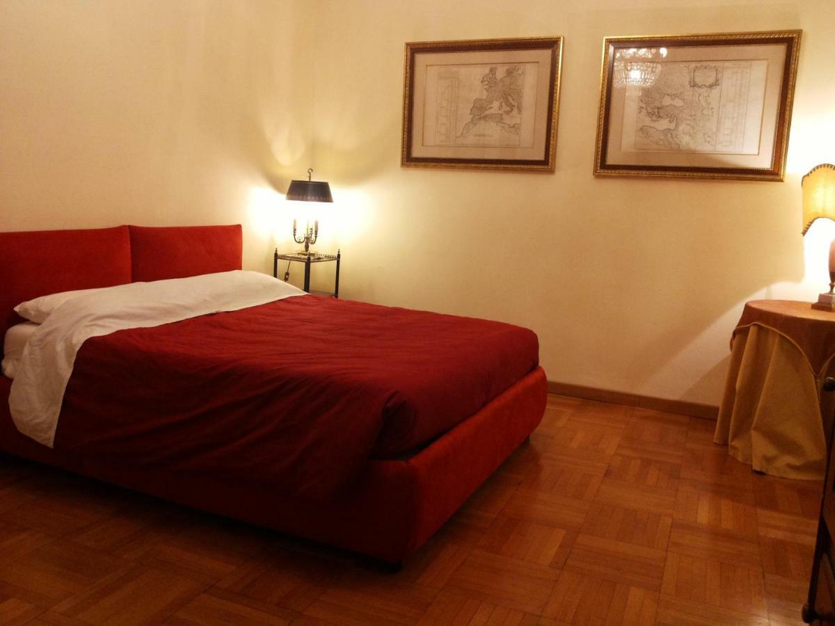Piazza Duomo Apartment มิลาน ภายนอก รูปภาพ